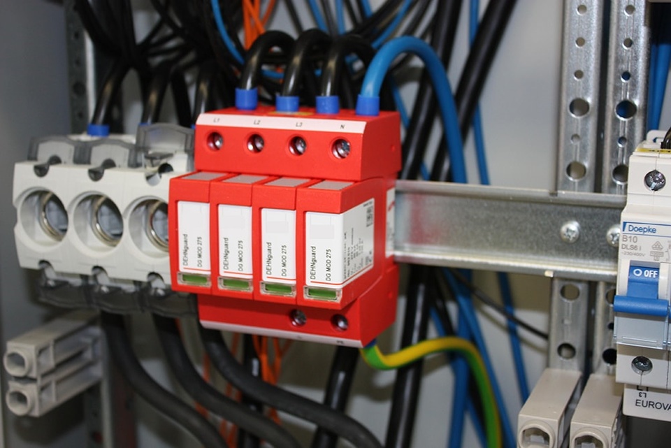 U berspannungsschutz bei Elektro Hess in Oberdischingen